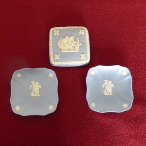 Vintage Wedgwood Jasperware-2 Dishes & 1 Box Lid